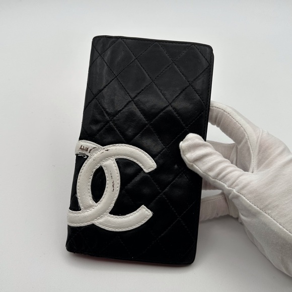 Chanel Large Quilted Wallet - Picture 1 of 10